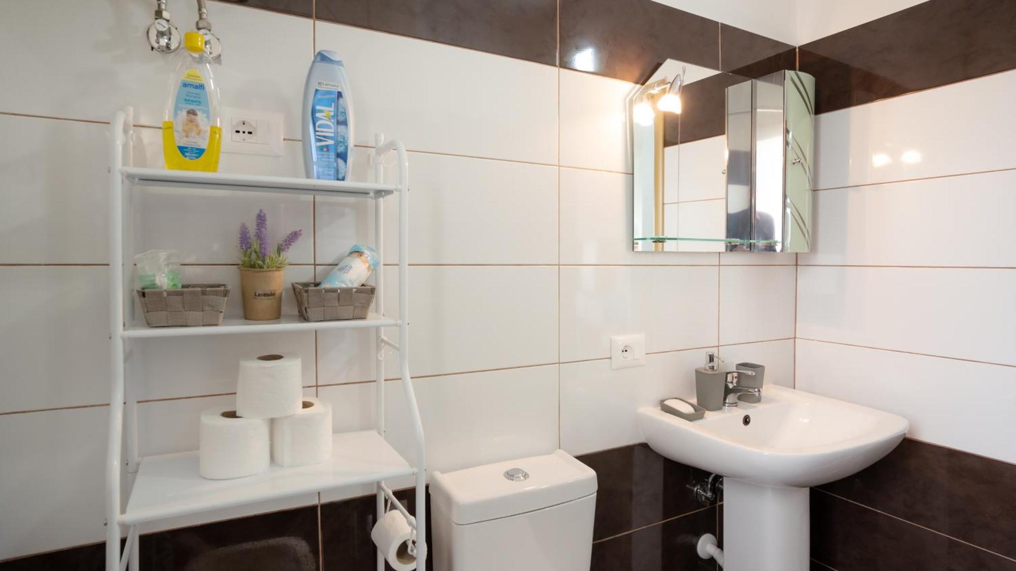 Apartament Sea View ดูร์เรส ภายนอก รูปภาพ